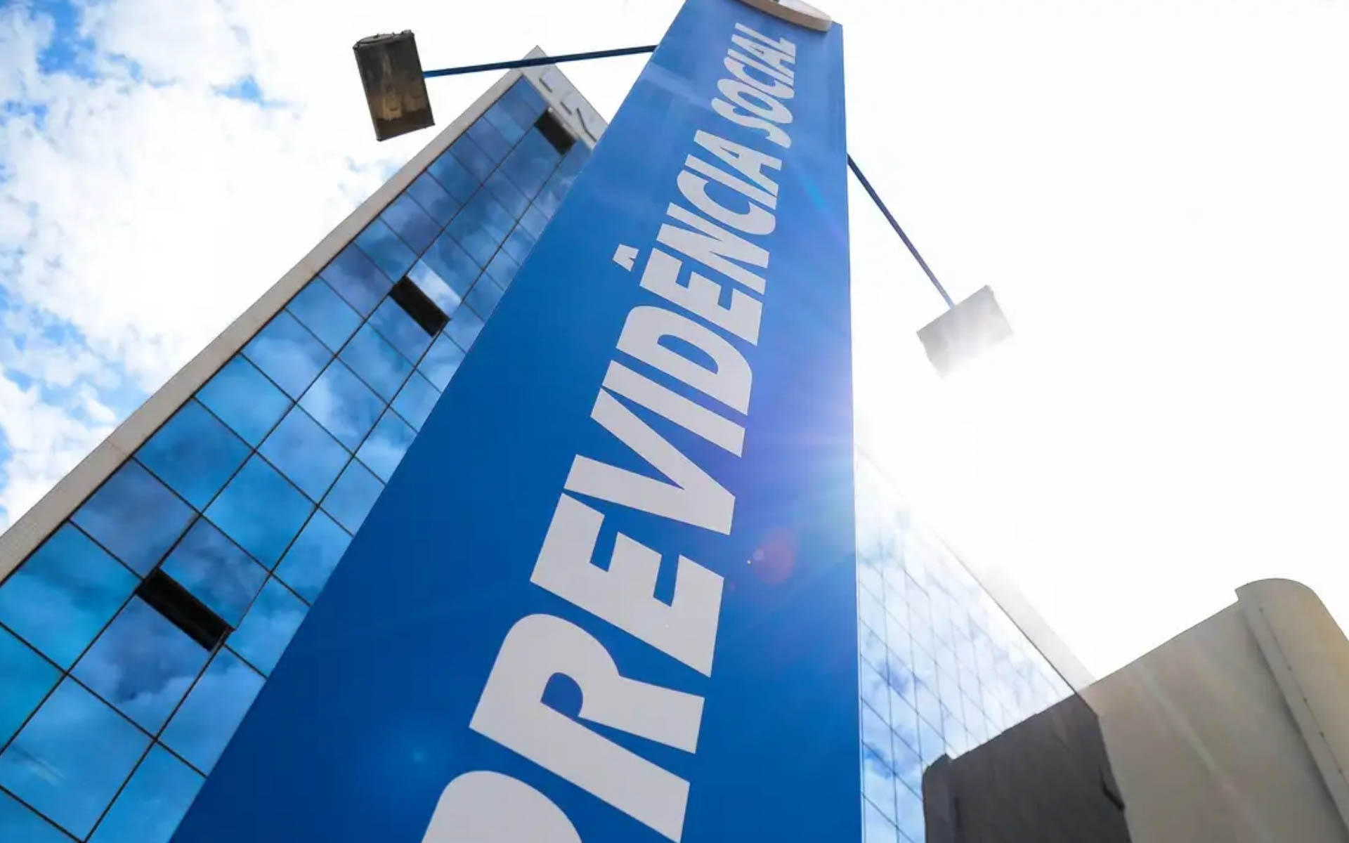 Prova de Vida para quem mora no Exterior: Guia completo para brasileiros.